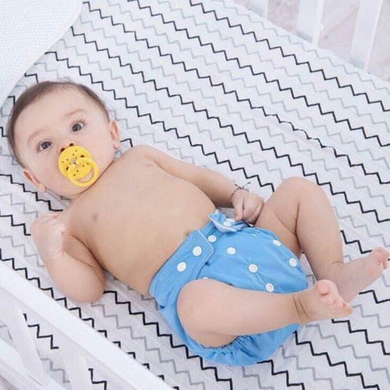 Couche lavable pour bébé