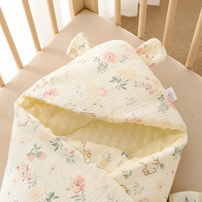 Nid d'ange bébé fille motif fleur