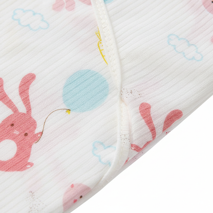 Zoom coutures swaddle lapin